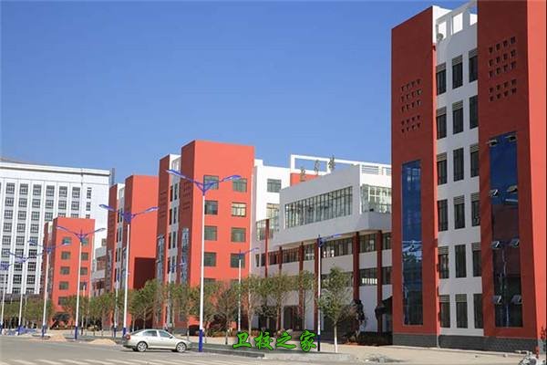 四川省崇州市职业中专学校