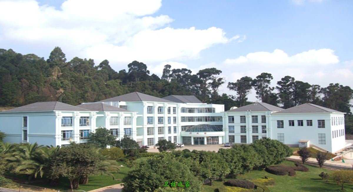 安宁市职业高级中学