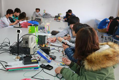 成都五月花职业学校的汽修行业如何