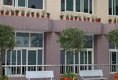 重庆市医药经贸学校招生办电话多少