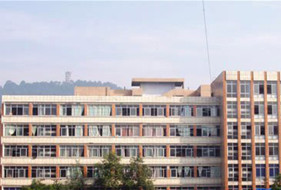 四川省宜宾卫生学校招生办电话多少