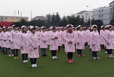 成都护士学校教学特色是什么?