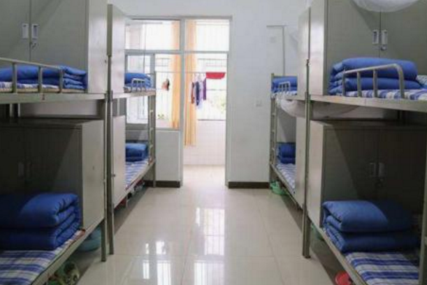 重庆市医药学校