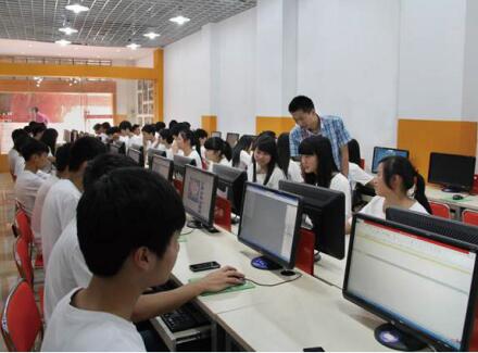 2019年重庆五一高级技工学校电子商务