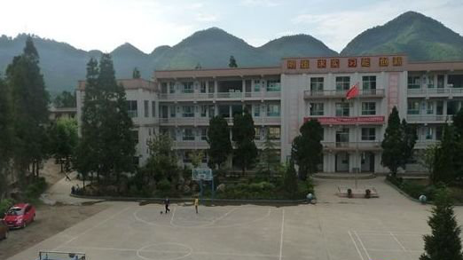 毕节市职业技术高级中学开设了哪些专业