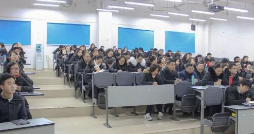 成都五月花高级技工学校新学期教职员工培训会