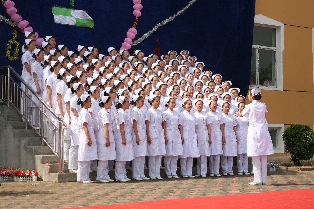 重庆护士学校2018年网站网址