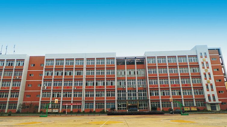 2018年重庆南丁卫生职业学校护理专业有哪些办学特色呢