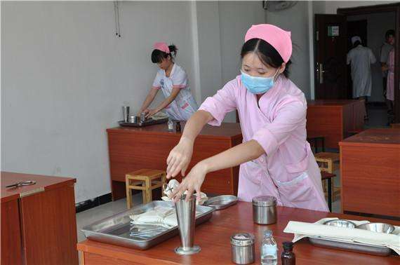 重庆知行卫生学校2019年招生计划是什么？