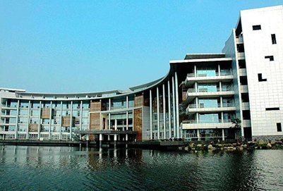 2019年重庆市长寿区哪所卫校规模比较大呢？