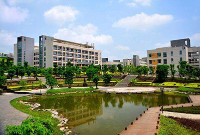 重庆市医药学校2019年校园地址位于哪里呢？