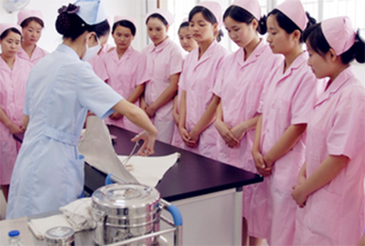 贵阳市初中毕业生可以读卫校吗?