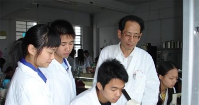 重庆市医学检验专业学校怎么样，好不好