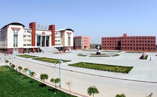 河北邢台医学高等专科学校寝室宿舍条件与学校食堂环境图片