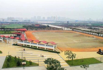 成都职业技术学院操场全景