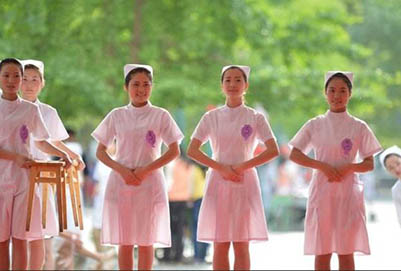 贵阳卫校:在国内护士就业前景