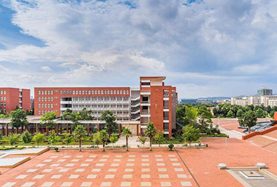 昆明市卫生学校校园环境