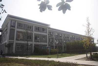 成都中医药大学附院针灸学校龙泉校区校园环境介绍