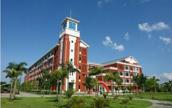 天津中医药大学寝室宿舍条件与学校食堂环境图片