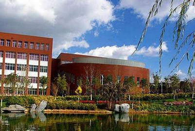 云南商务职业学院校园环境