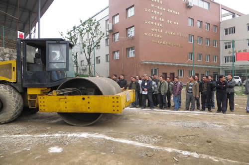 贵州交通技师学院工程机械运用与维护专业