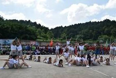 贵州省铁路技师学院的学校环境怎么样