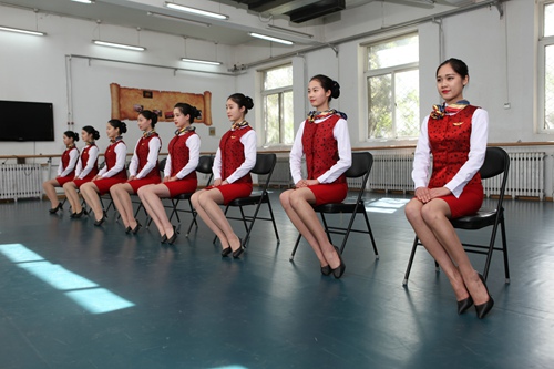 贵州省航空铁路学校告诉你空乘专业招生面试小诀窍