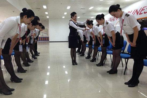 贵州省航空职业学校空乘专业的招生要求有哪些？