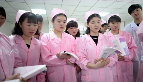 贵航职校属于正当学校嘛?丨贵航职业技术学校（贵航高级技工学校）简介