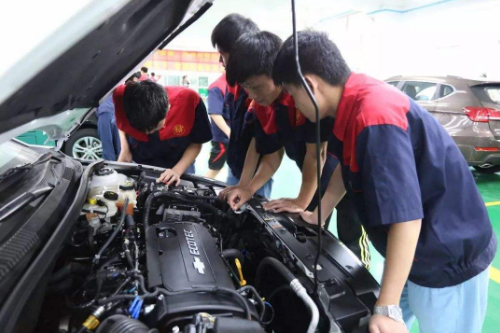 贵州省瓮安中职学校汽车钣金与涂装专业招生介绍