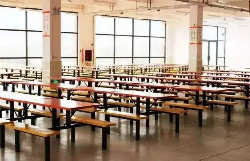 贵阳市护理职业技术学校招生报名简介