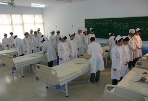贵州省护理职业学校2020年招生报名简介