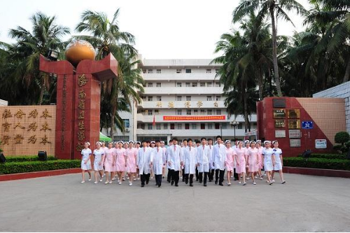 贵阳市经贸职业技术学校招生报名简介