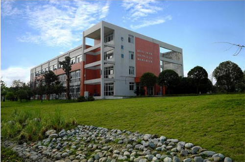 贵阳市铁路学校新生报名条件、报名时间、报名方法介绍