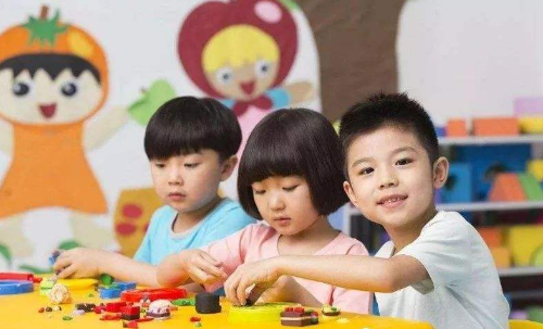 贵阳市幼师学校开设有哪些专业？