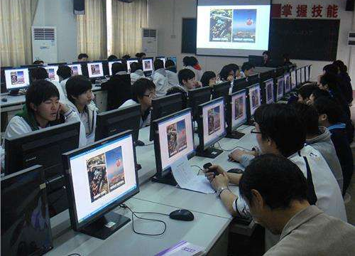 贵阳市精工科技学校平面设计专业招生简介