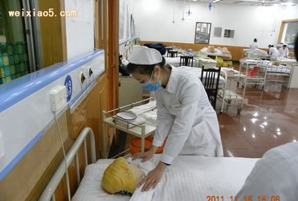 四川省人民医院护士学校实验实训3