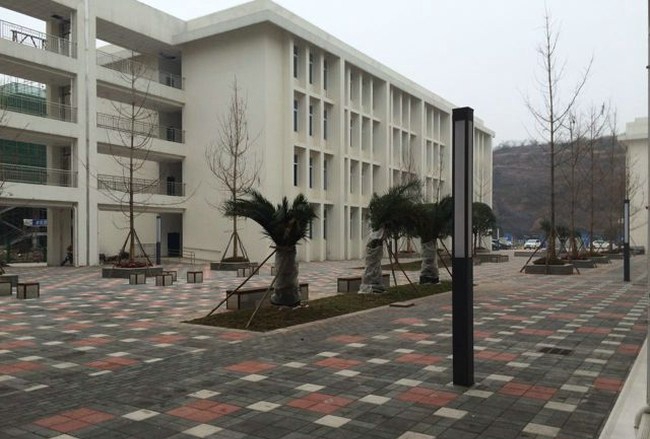 四川省盐业学校成都校区：教学楼（4）