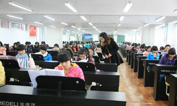 崇州职业教育培训中心学前教育