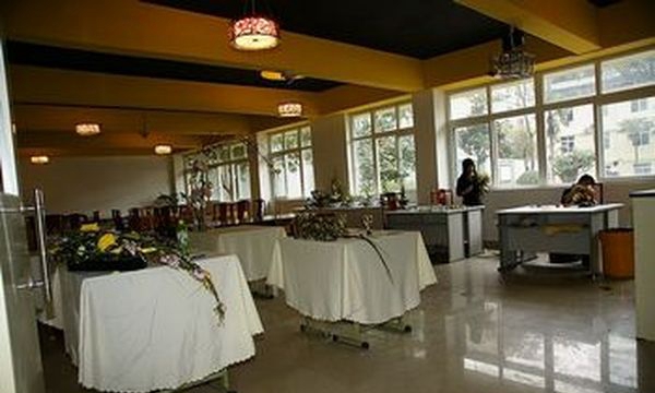 四川省成都市财贸职业高级中学校插花实作室