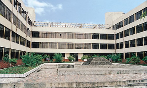 成都华夏旅游商务学校（双流华夏幼师学校）综合实验楼