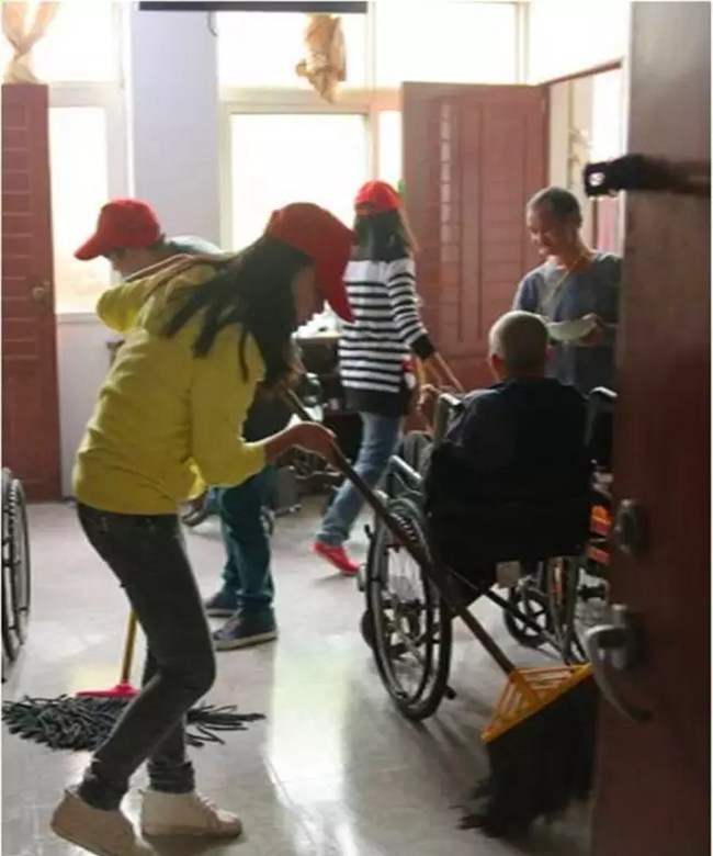 四川省汉源县职业高级中学志愿者活动