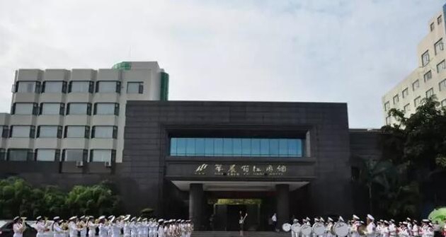四川省高县职业技术学校（高县职校）军乐队首演成功