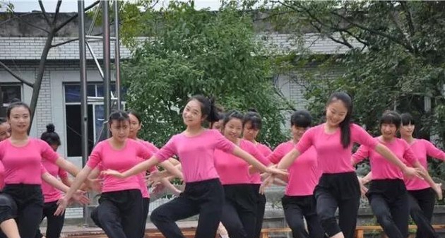 四川省高县职业技术学校（高县职校）校园舞蹈大赛2