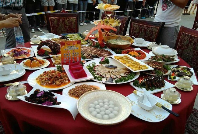 四川省德昌县职业高级中学（德昌职高）烹饪专业学生宴会设计作品