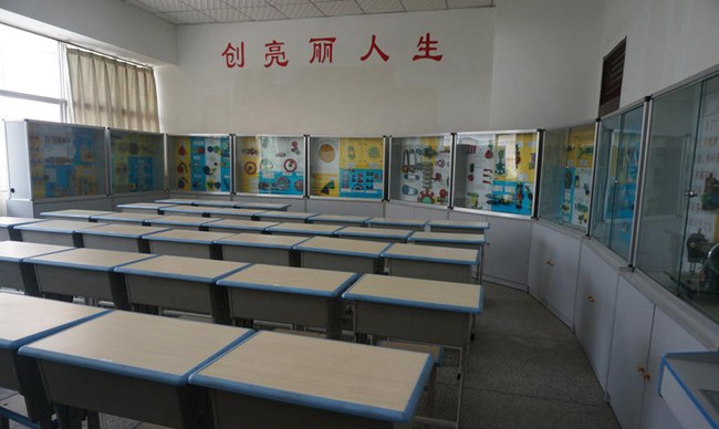 四川省德昌县职业高级中学（德昌职高）机械基础专业教室