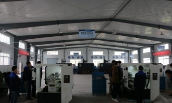 广安技师学院数控车工实训区