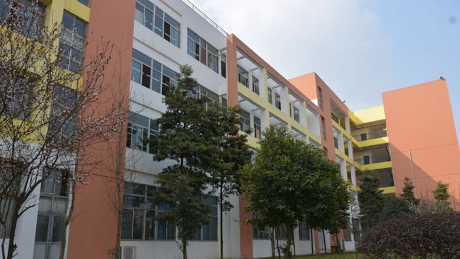 成都技师学院南校区（崇州技师学院）教学楼