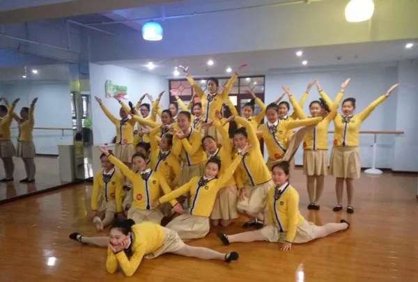 乐山市中区振兴中等职业学校幼儿园定向培养师资班