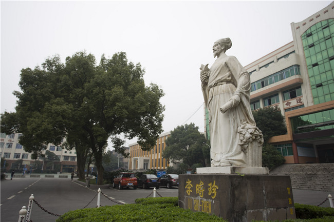 四川省食品药品学校图片、照片